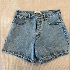 Abercrombie & Fitch Dad Shorts High Rise With Button Closure
